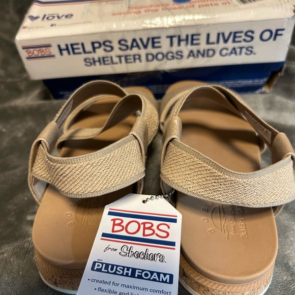 NIB Bob’s Vegan Tan Desert Kiss Sandals W/Straps From Skechers, Size 6.5. - Picture 7 of 9